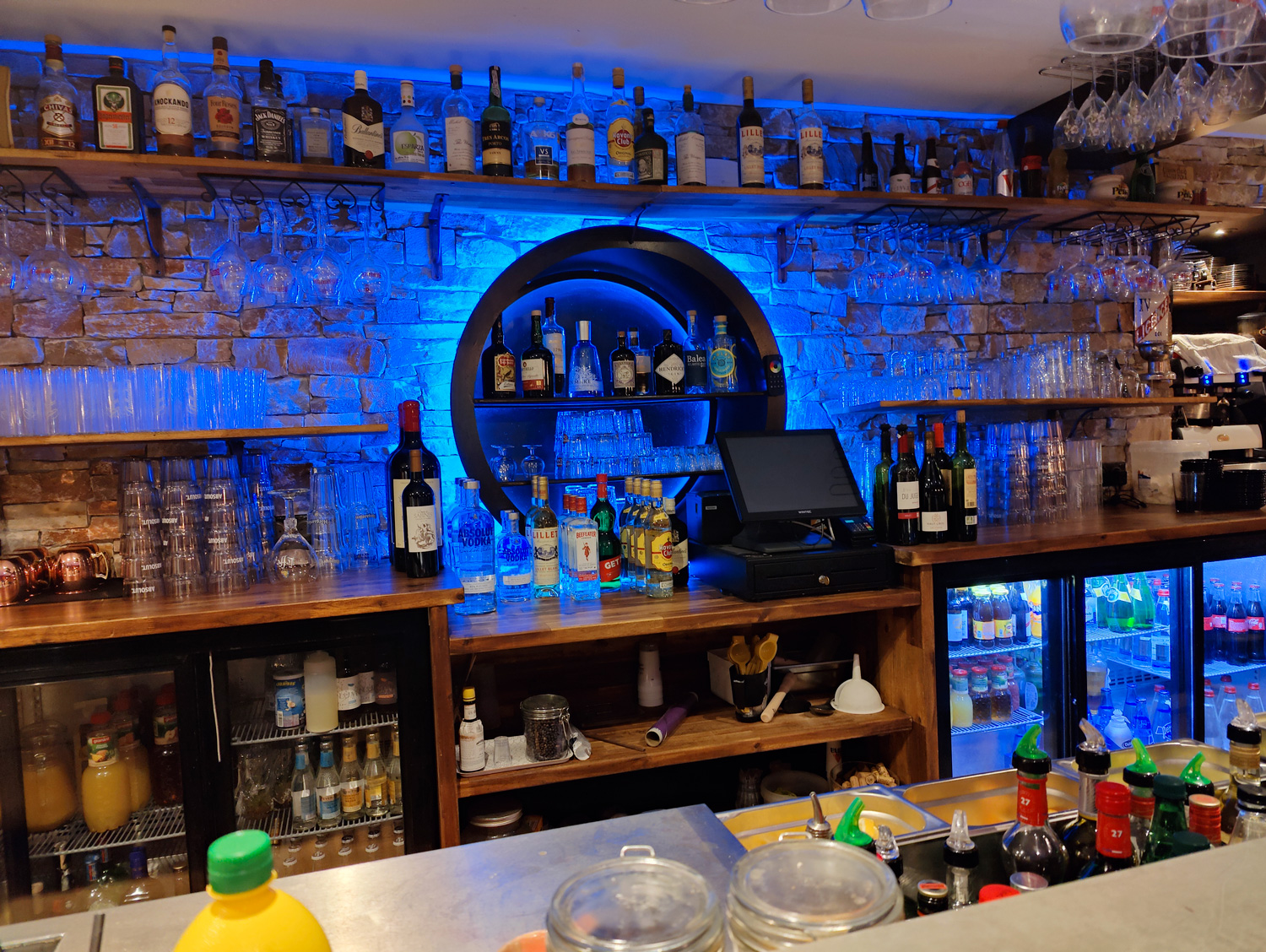 Le bar intérieur